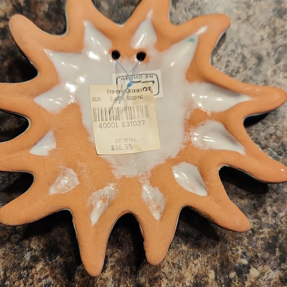 NWT Hecho En Princess Cruises Colorful Sun Face Wall Art 5" - Picture 2 of 4
